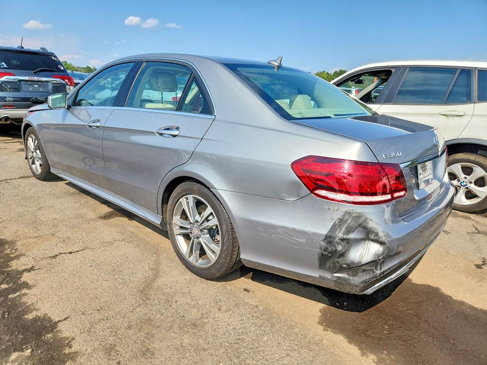 2014 Mercedes-benz E მანქანა იყიდება აუქციონზე, vin: WDDHF8JB9EB017526, აუქციონის ნომერი: 64723156