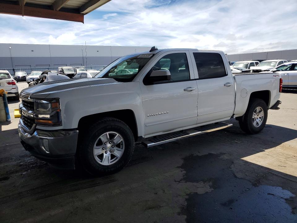 2016 Chevrolet Silverado მანქანა იყიდება აუქციონზე, vin: 3GCUKREC5GG161999, აუქციონის ნომერი: 66062636