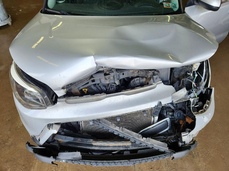 64756476 :رقم المزاد ، KNDJN2A25G7820013 vin ، 2016 Kia Soul مزاد بيع