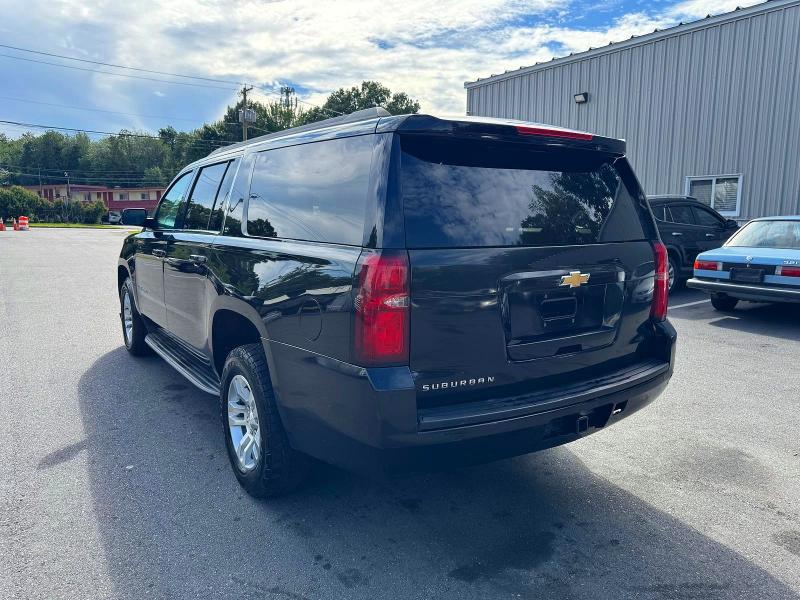 64385726 :رقم المزاد ، 1GNSKHKC8KR164224 vin ، 2019 Chevrolet Suburban مزاد بيع