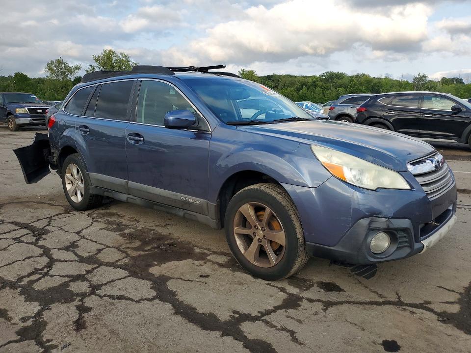 2014 Subaru Outback მანქანა იყიდება აუქციონზე, vin: 4S4BRBMC4E3201058, აუქციონის ნომერი: 66392566