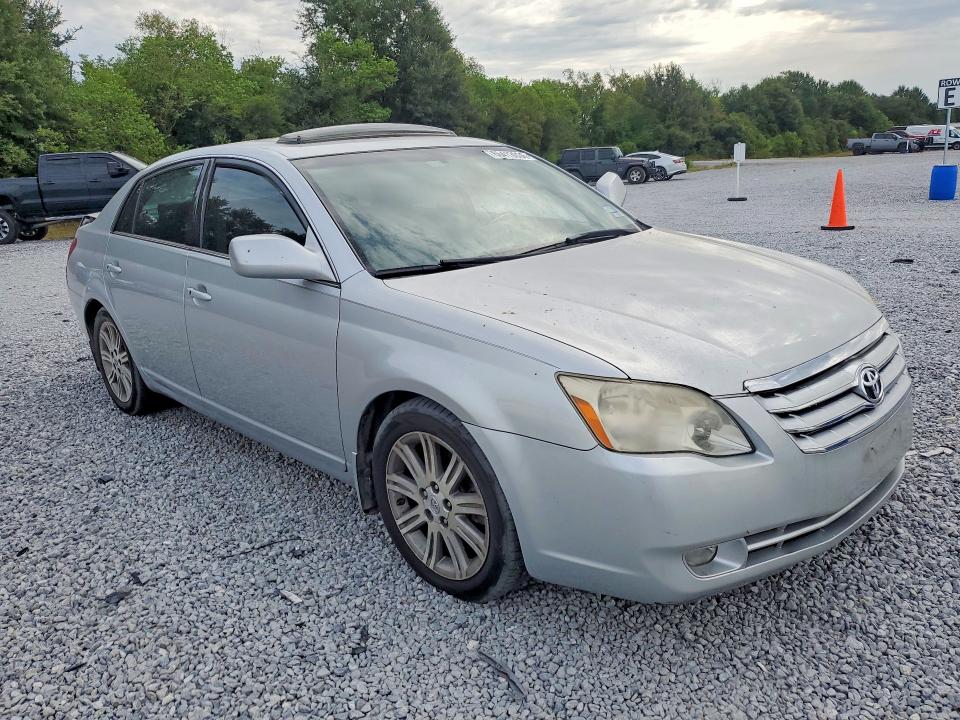 66413036 :رقم المزاد ، 4T1BK36B47U212878 vin ، 2007 Toyota Avalon مزاد بيع