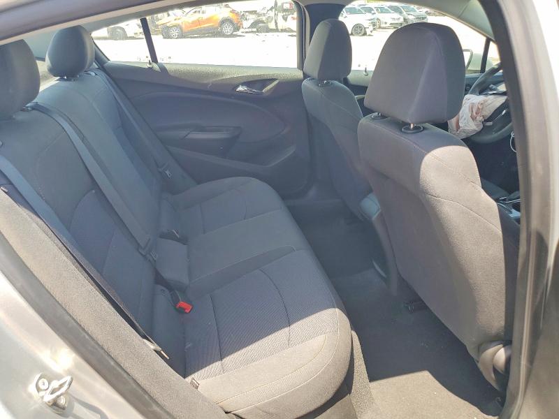 63807546 :رقم المزاد ، 1G1BC5SM8K7148557 vin ، 2019 Chevrolet Cruze مزاد بيع