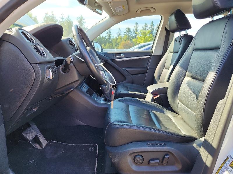 2017 Volkswagen Tiguan მანქანა იყიდება აუქციონზე, vin: WVGLV7AX5HK034174, აუქციონის ნომერი: 65512006