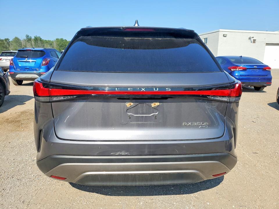 63734566 :رقم المزاد ، 2T2BBMCA4PC016907 vin ، 2023 Lexus Rx مزاد بيع