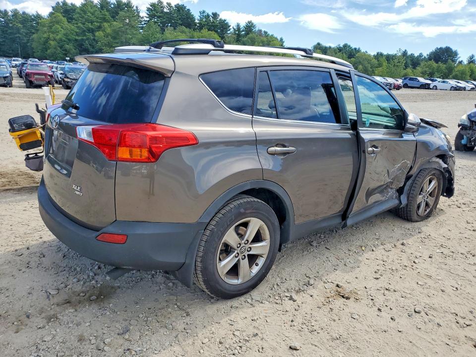 Продажа на аукционе авто 2015 Toyota Rav4, vin: 2T3RFREV9FW260383, номер лота: 67255006