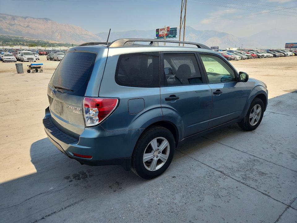 Продаж на аукціоні авто 2011 Subaru Forester, vin: JF2SHABC1BH706107, номер лоту: 64182646