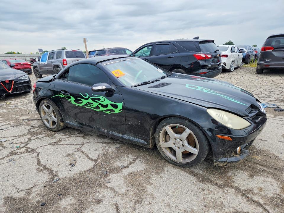 64012416 :رقم المزاد ، WDBWK56F35F041092 vin ، 2005 Mercedes-benz Slk مزاد بيع