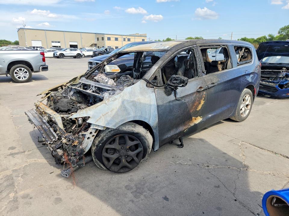 2018 Chrysler Pacifica მანქანა იყიდება აუქციონზე, vin: 2C4RC1FG3JR270906, აუქციონის ნომერი: 66402376