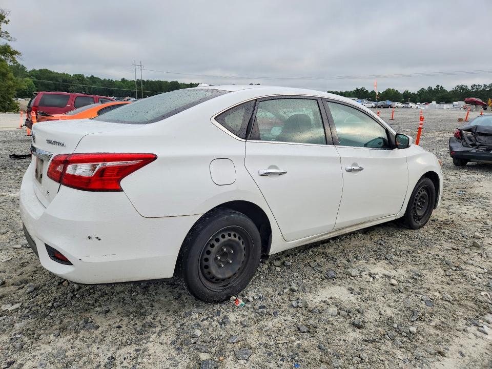 Продажа на аукционе авто 2017 Nissan Sentra, vin: 3N1AB7AP7HY333125, номер лота: 64952426