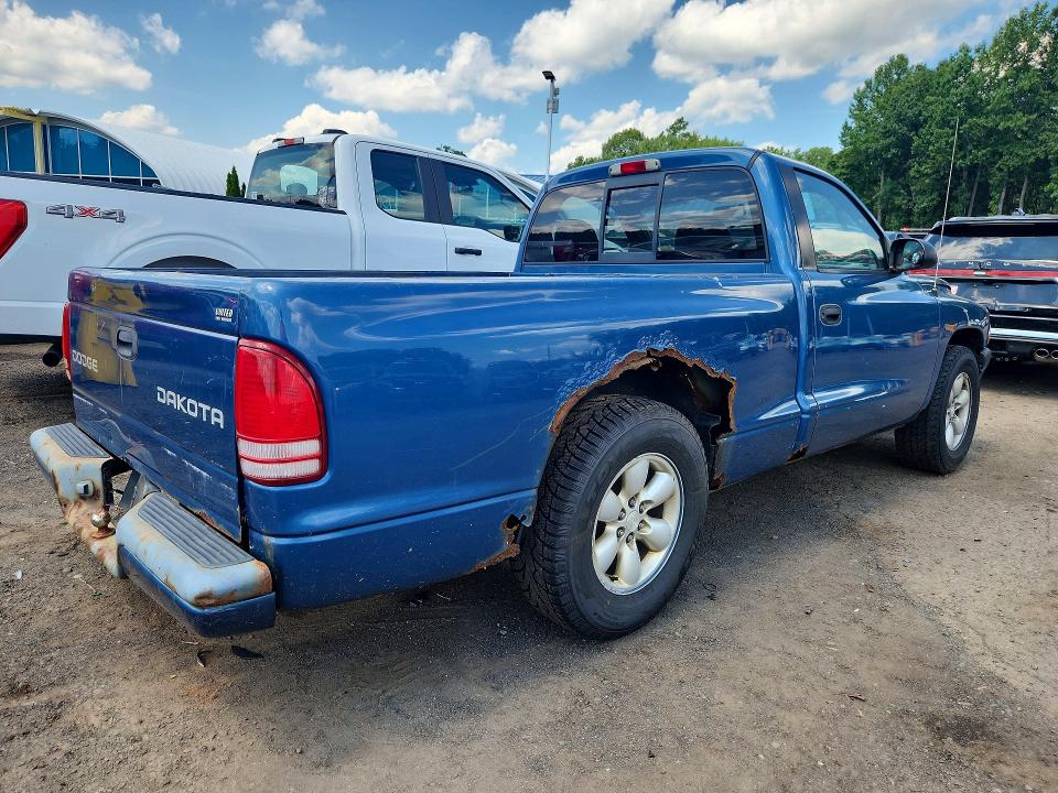 64102116 :رقم المزاد ، 1D7FL36K64S676836 vin ، 2004 Dodge Dakota مزاد بيع
