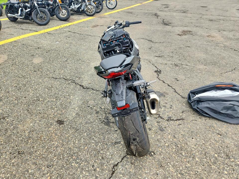 Продажа на аукционе авто 2026 Kawasaki Zx1003, vin: JKBZXXB1XTA000352, номер лота: 64239296
