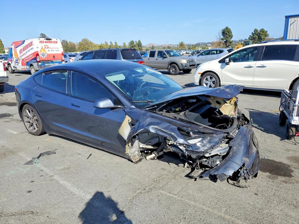 2022 Tesla Model 3 მანქანა იყიდება აუქციონზე, vin: 5YJ3E1EA4NF192876, აუქციონის ნომერი: 64649606