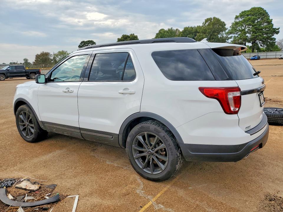 Продажа на аукционе авто 2018 Ford Explorer, vin: 1FM5K7D84JGB07114, номер лота: 65989036
