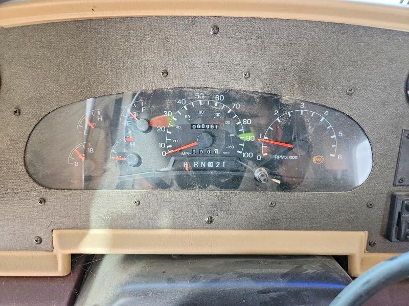 66464716 :رقم المزاد ، 3FCNF53S8XJA33612 vin ، 1999 Fleetwood Southwind مزاد بيع