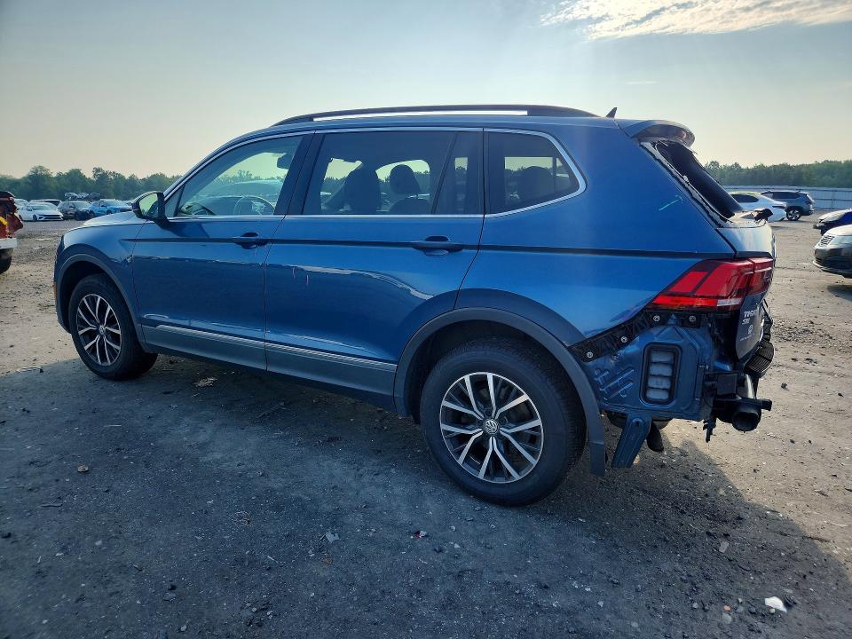 63417616 :رقم المزاد ، 3VV2B7AX2LM017084 vin ، 2020 Volkswagen Tiguan مزاد بيع