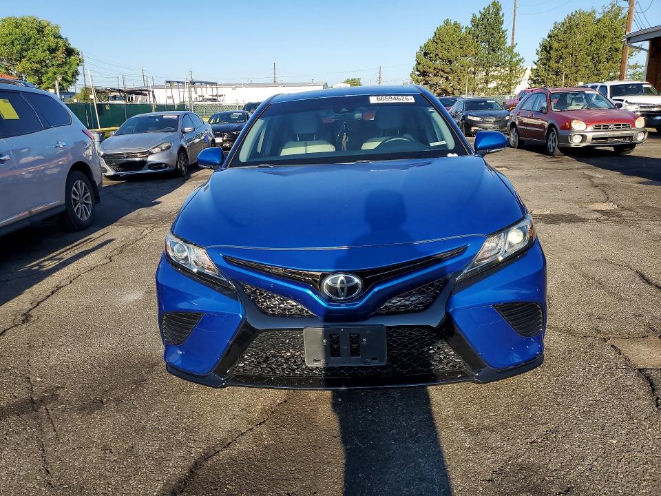 Aukcja sprzedaży 2018 Toyota Camry, vin: 4T1B11HK9JU017810, numer aukcji: 66594626