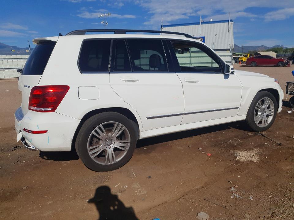 Продаж на аукціоні авто 2015 Mercedes-benz Glk, vin: WDCGG0EB5FG403230, номер лоту: 67008076