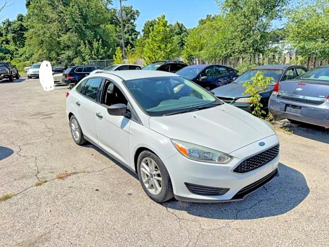Aukcja sprzedaży 2015 Ford Focus S, vin: 1FADP3E2XFL311926, numer aukcji: 66228246