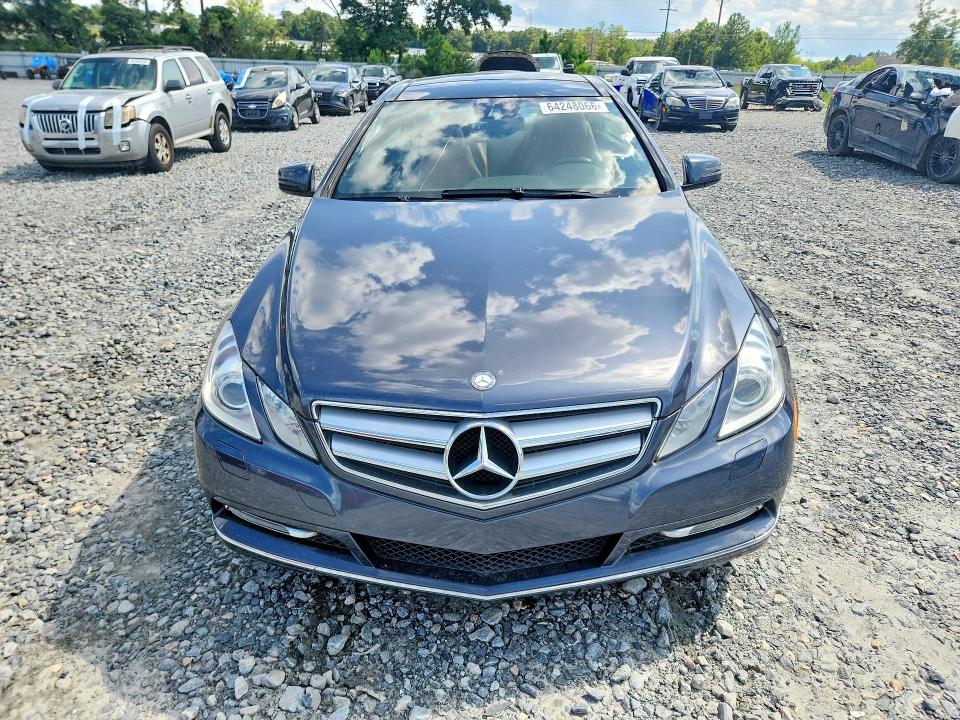 64248066 :رقم المزاد ، WDDKJ5KB8DF201137 vin ، 2013 Mercedes-benz E مزاد بيع