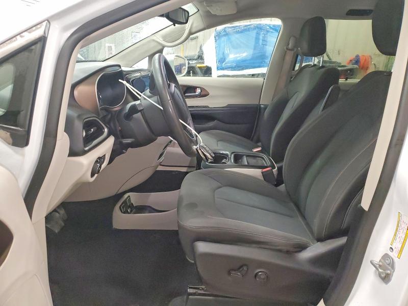 2018 Chrysler Pacifica მანქანა იყიდება აუქციონზე, vin: 2C4RC1FG1JR183120, აუქციონის ნომერი: 64957636