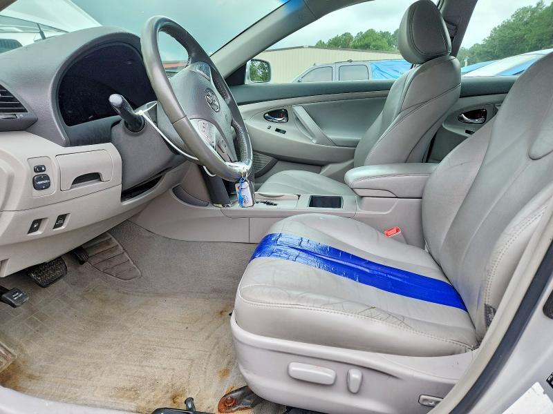 62585606 :رقم المزاد ، 4T1BB46KX8U058121 vin ، 2008 Toyota Camry مزاد بيع