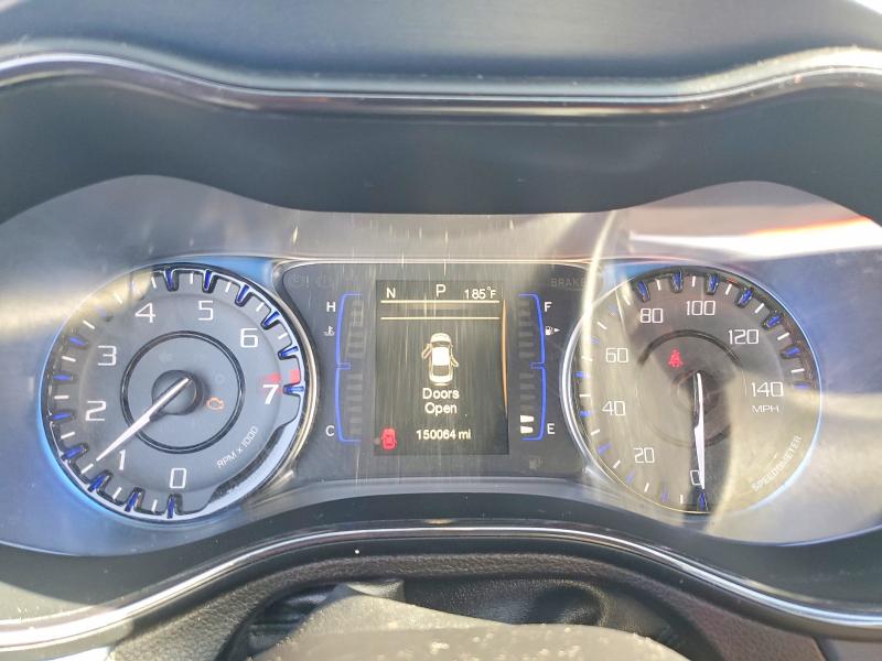 Продаж на аукціоні авто 2015 Chrysler 200, vin: 1C3CCCBG1FN514942, номер лоту: 64311976