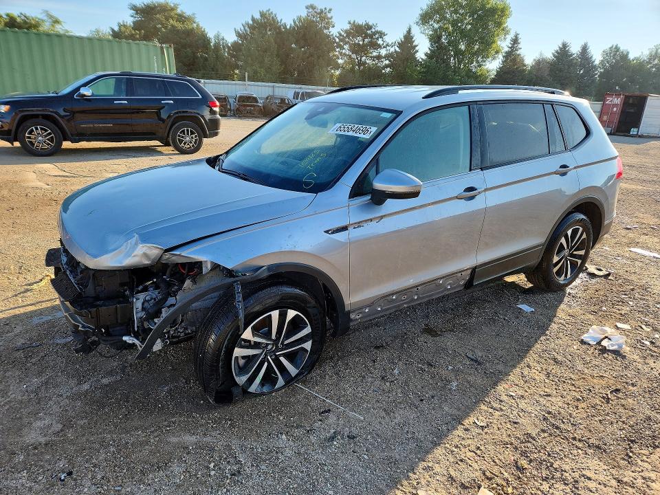 Auction sale of the 2024 Volkswagen Tiguan, vin: 3VVFB7AX1RM107546, lot number: 65584696