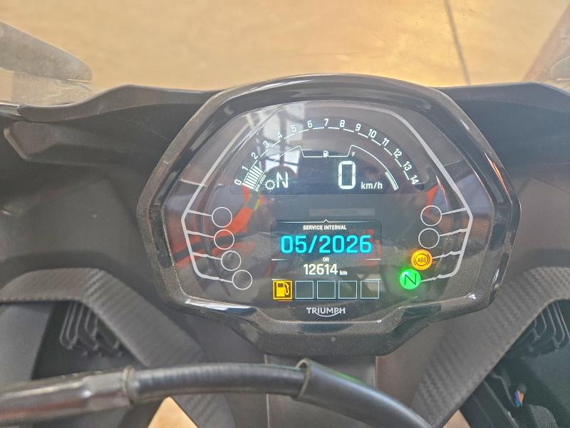 55110976 :رقم المزاد ، SMTL23UF6STBU7971 vin ، 2025 Triumph Motorcycle Daytona مزاد بيع