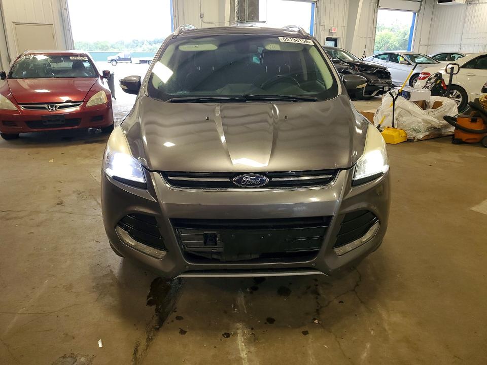2014 Ford Escape მანქანა იყიდება აუქციონზე, vin: 1FMCU9J99EUB26548, აუქციონის ნომერი: 65196156