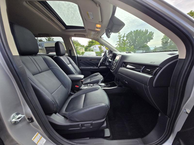 2018 Mitsubishi Outlander მანქანა იყიდება აუქციონზე, vin: JA4J24A55JZ051064, აუქციონის ნომერი: 65999576