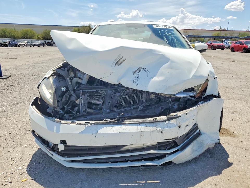 66133056 :رقم المزاد ، 3VWDB7AJ7HM393979 vin ، 2017 Volkswagen Jetta مزاد بيع