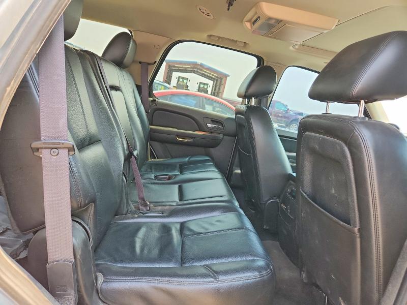 64851056 :رقم المزاد ، 1GNSKBE0XCR105417 vin ، 2012 Chevrolet Tahoe مزاد بيع