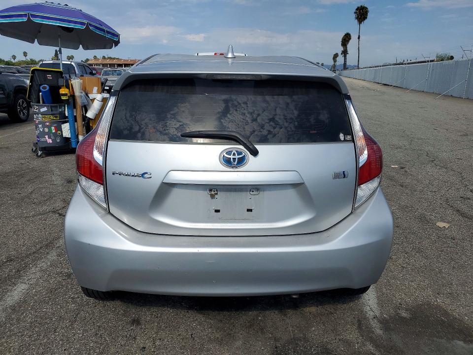 Продажа на аукционе авто 2016 Toyota Prius C, vin: JTDKDTB33G1115976, номер лота: 64685916