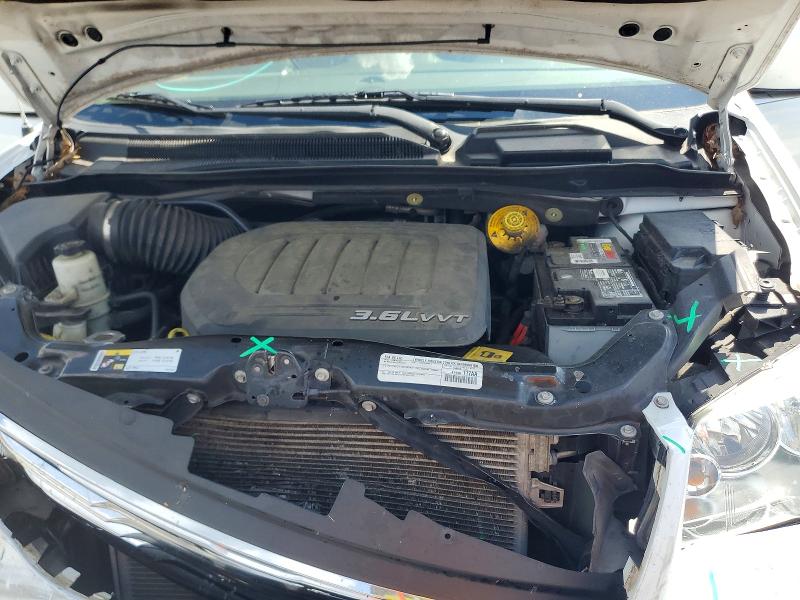 66828856 :رقم المزاد ، 2C4RC1BG5FR694570 vin ، 2015 Chrysler Town & Country مزاد بيع