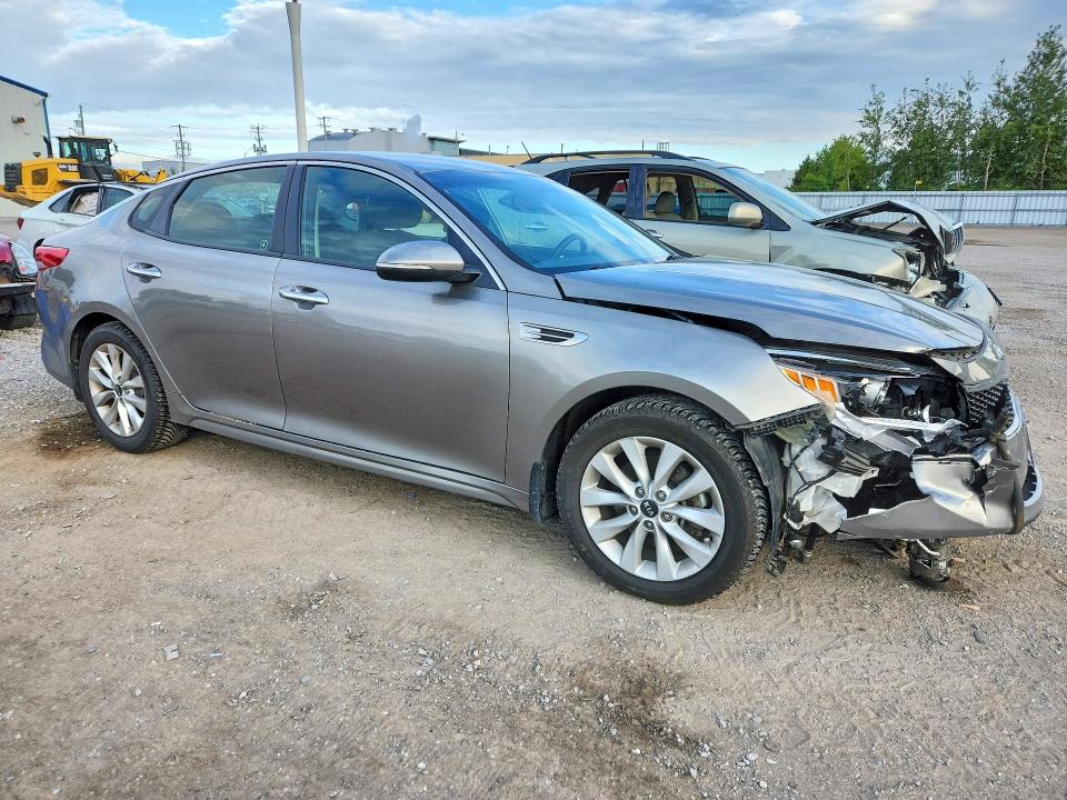 65101826 :رقم المزاد ، 5XXGT4L34JG229719 vin ، 2018 Kia Optima مزاد بيع