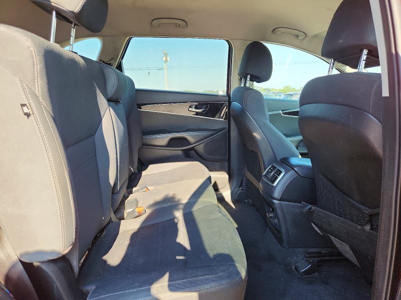 2017 Kia Sorento მანქანა იყიდება აუქციონზე, vin: 5XYPGDA35HG328448, აუქციონის ნომერი: 66948656