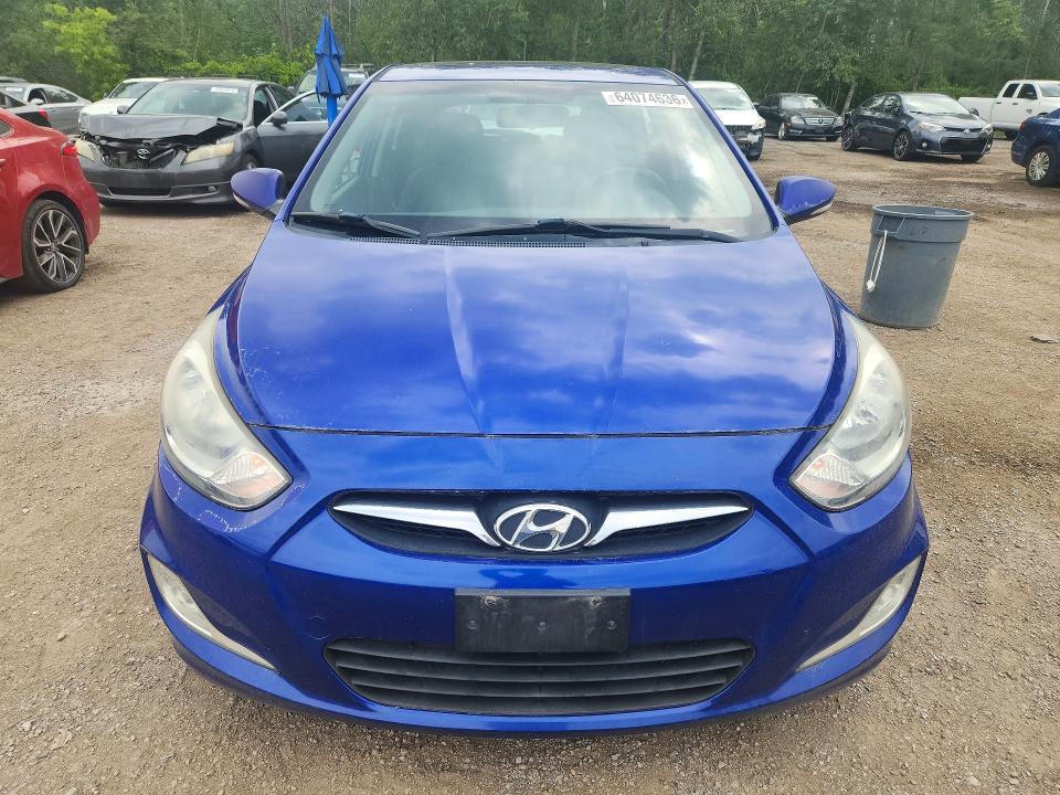 2012 Hyundai Accent მანქანა იყიდება აუქციონზე, vin: KMHCU5AE0CU032223, აუქციონის ნომერი: 64074636