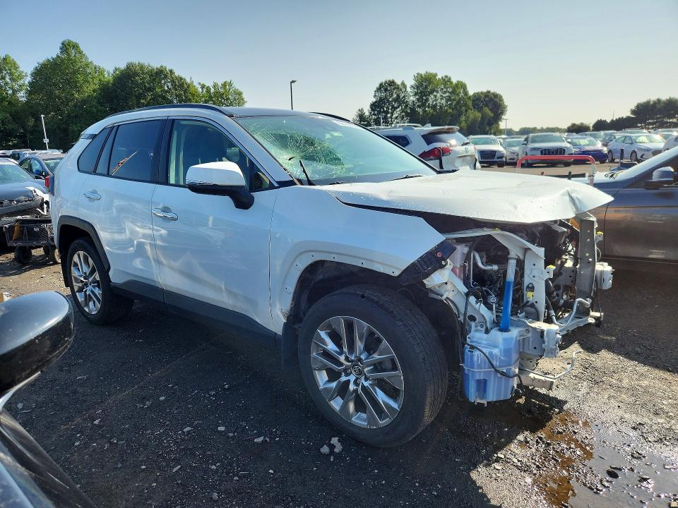 Продажа на аукционе авто 2019 Toyota Rav4, vin: JTMN1RFV2KD506192, номер лота: 66167956