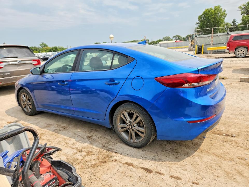 Продажа на аукционе авто 2018 Hyundai Elantra, vin: 5NPD84LF0JH244530, номер лота: 63812636