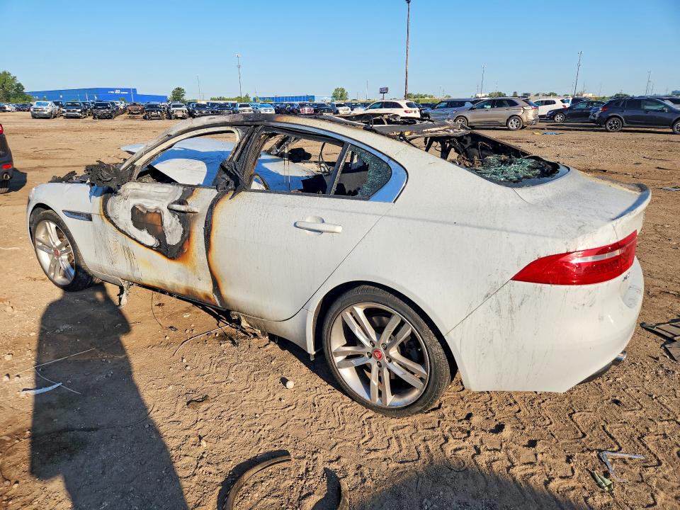 Продажа на аукционе авто 2017 Jaguar Xe, vin: SAJAJ4BV2HA976290, номер лота: 63180966