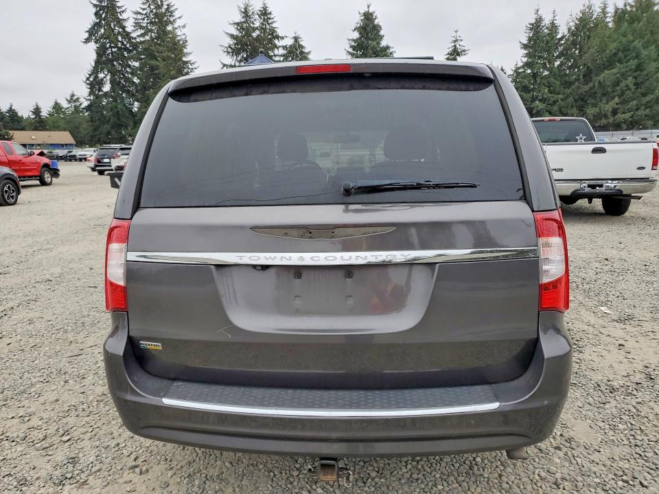 2015 Chrysler Town & Country მანქანა იყიდება აუქციონზე, vin: 2C4RC1BGXFR662018, აუქციონის ნომერი: 66481376