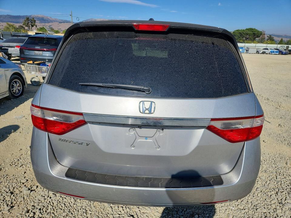 64973326 :رقم المزاد ، 5FNRL5H62CB130484 vin ، 2012 Honda Odyssey مزاد بيع