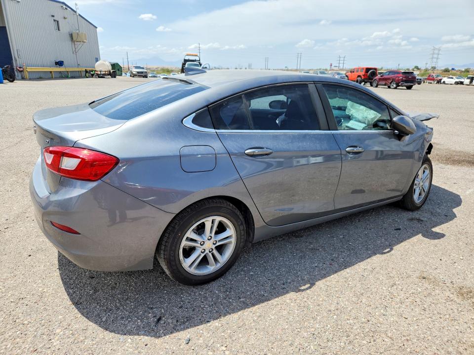 64148186 :رقم المزاد ، 1G1BE5SM9J7216163 vin ، 2018 Chevrolet Cruze مزاد بيع