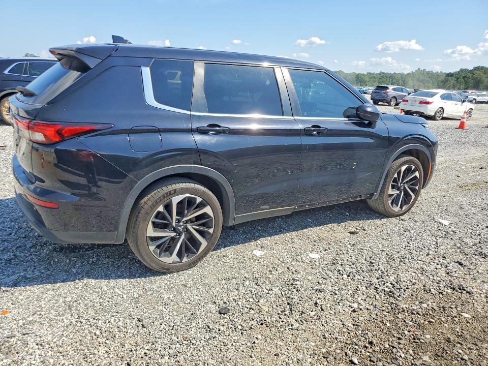 67107526 :رقم المزاد ، JA4J3TA87NZ002729 vin ، 2022 Mitsubishi Outlander مزاد بيع