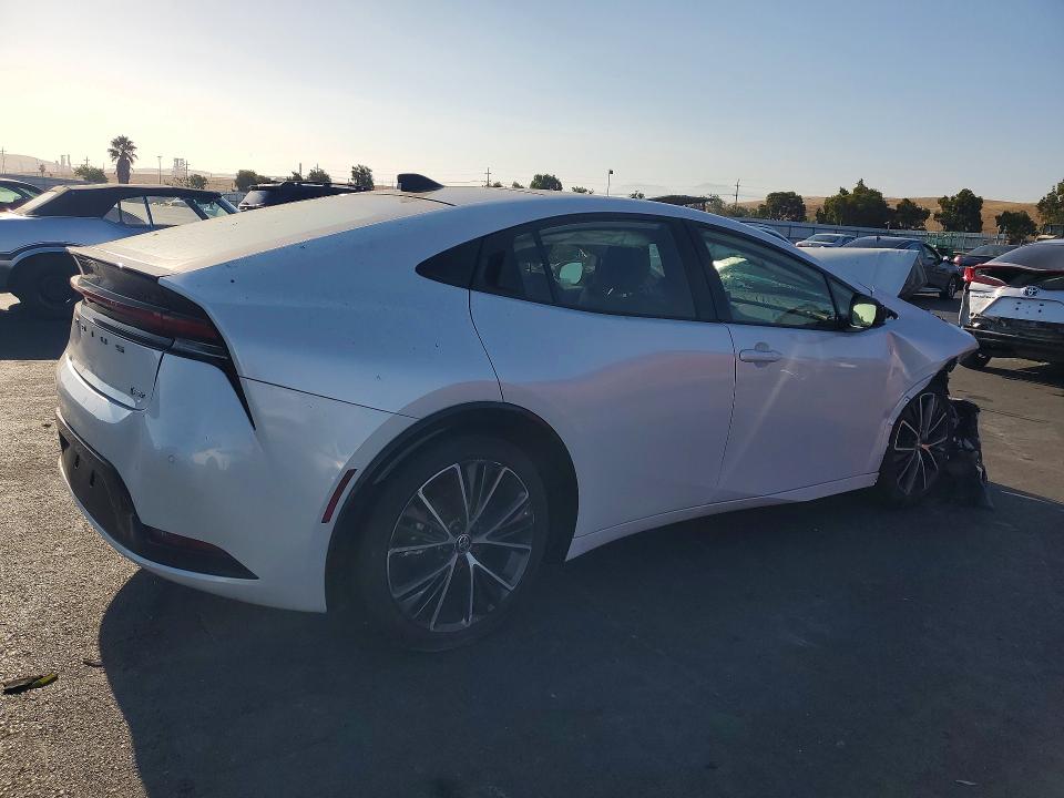 Продажа на аукционе авто 2024 Toyota Prius, vin: JTDACAAU4R3042394, номер лота: 64759946
