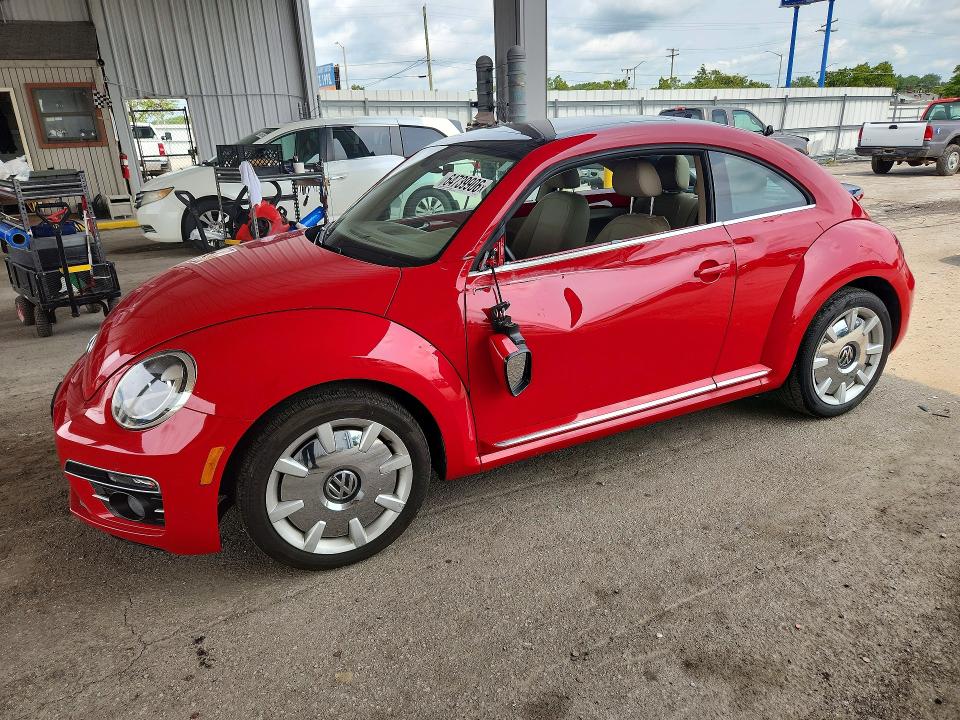 Продаж на аукціоні авто 2019 Volkswagen Beetle, vin: 3VWJD7AT6KM713511, номер лоту: 64739906
