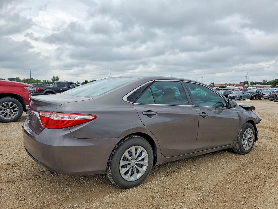 2016 Toyota Camry მანქანა იყიდება აუქციონზე, vin: 4T1BF1FK8GU221463, აუქციონის ნომერი: 64770366