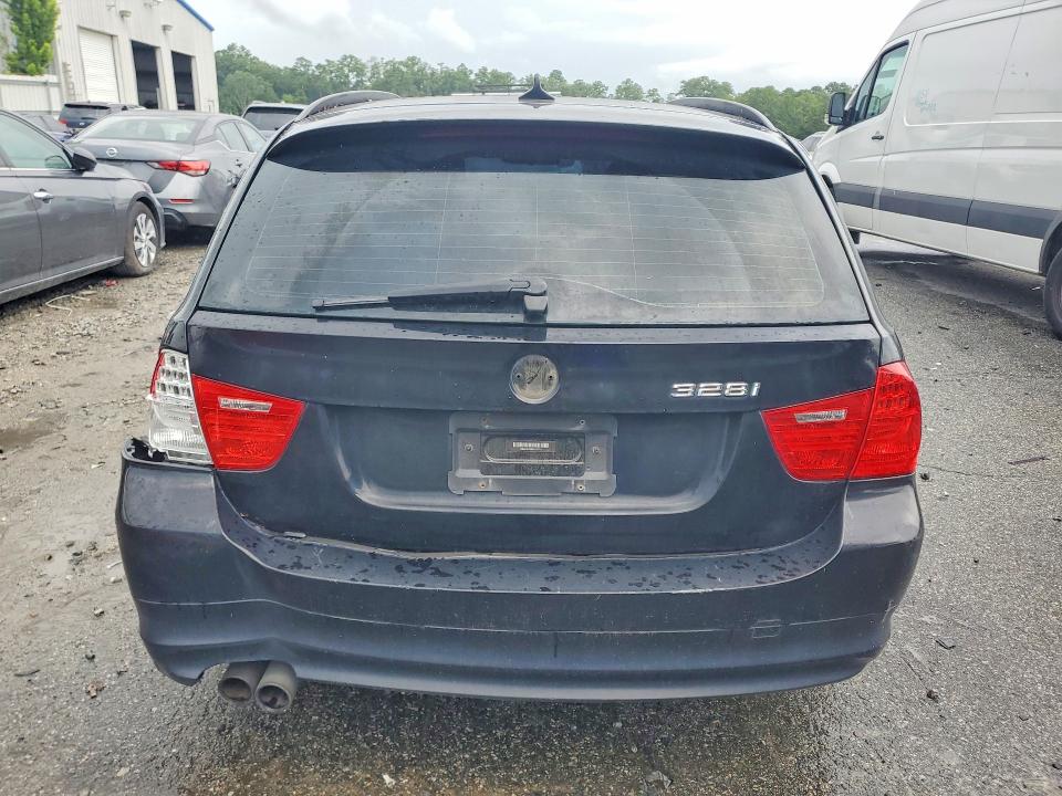 66714516 :رقم المزاد ، WBAUT9C59BA192131 vin ، 2011 Bmw 328 مزاد بيع