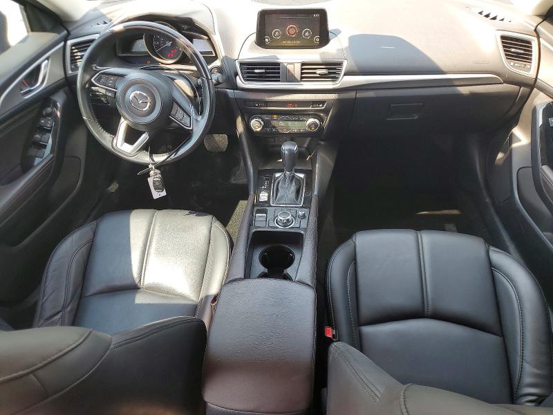 64005616 :رقم المزاد ، 3MZBN1L37JM233925 vin ، 2018 Mazda 3 مزاد بيع